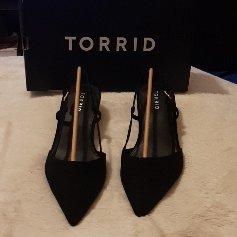 Black Pointed Toe Heels